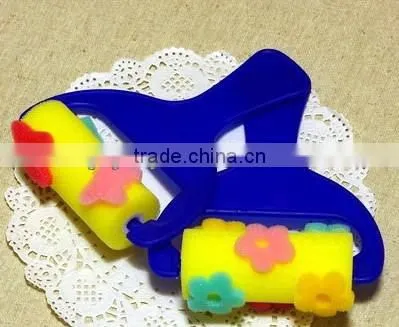 DIY Sponge Brush