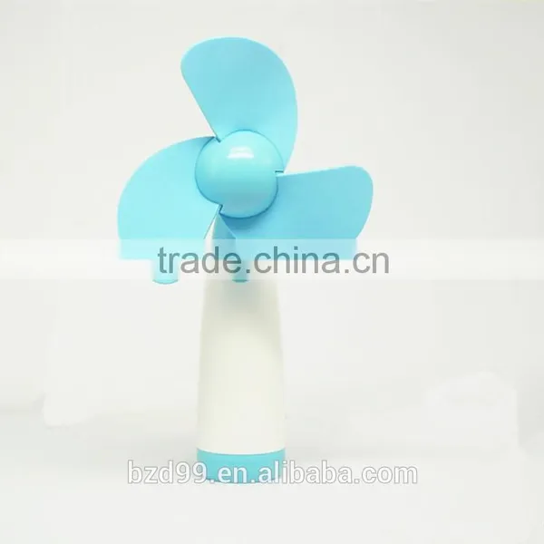 Wholesale/OEM LOGO Customized Universal Battery Power Operated Mini Hand Fan photo-2