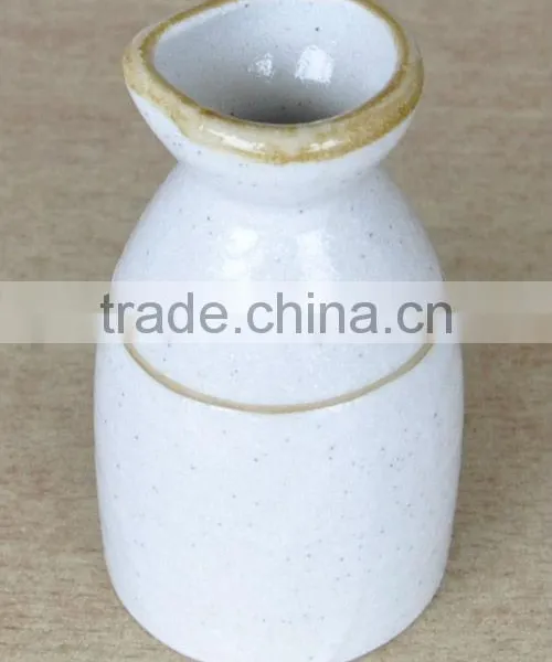 Japan-style ceramic sake flask with hand painting
