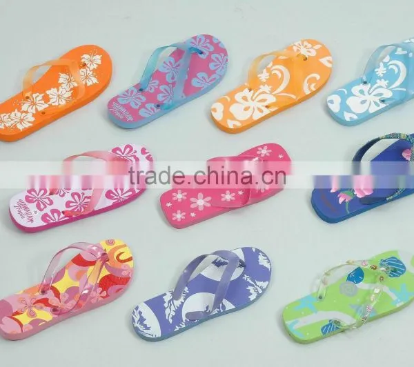 BEACH FOAM SLIPPERS WITH DIE CUT LOGO photo-4