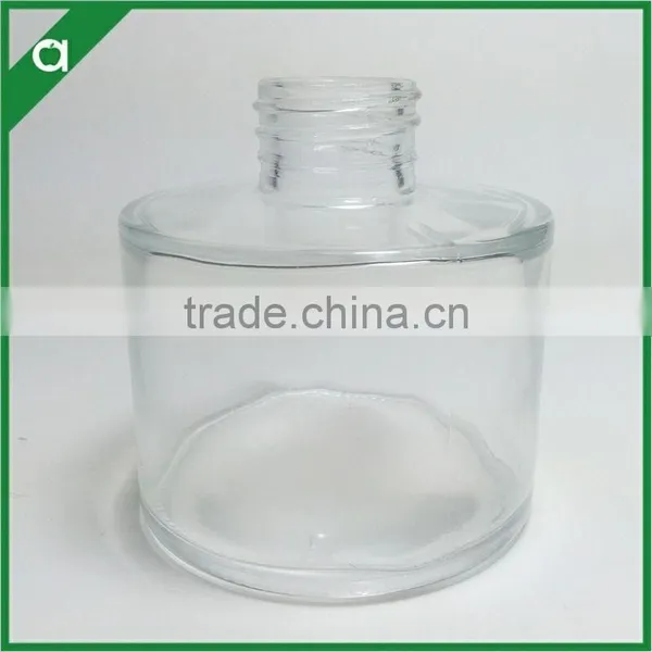 White and Black Color Glass Bottle for 80ml Reed Diffuser Oil With Aluminium Crown Cap photo-3