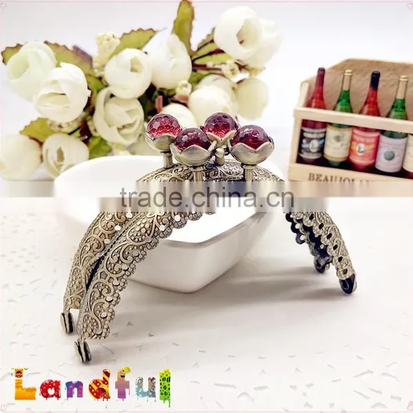 8.5cm Bronze Embossed Pattern Crystal Bead Lotus Metal Purse Clutch Frame photo-2
