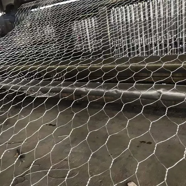 Hot-Dipped Galvanized Gabion Baskets 2/3/4/5*1*1m Standard Sizes photo-3