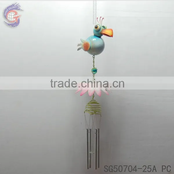 Metal Hanging Bird Decoration With Metal Wind Chimes