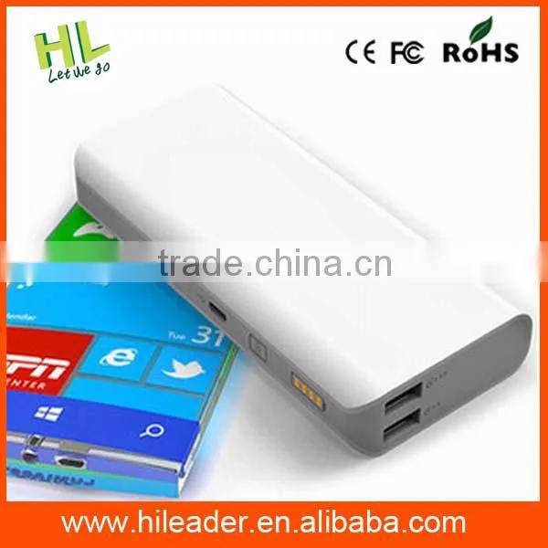 Economic Latest Design Hot Sale Power Bank Gift Set photo-6