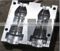 Engine Oil Bottle Blowing Machine photo-5