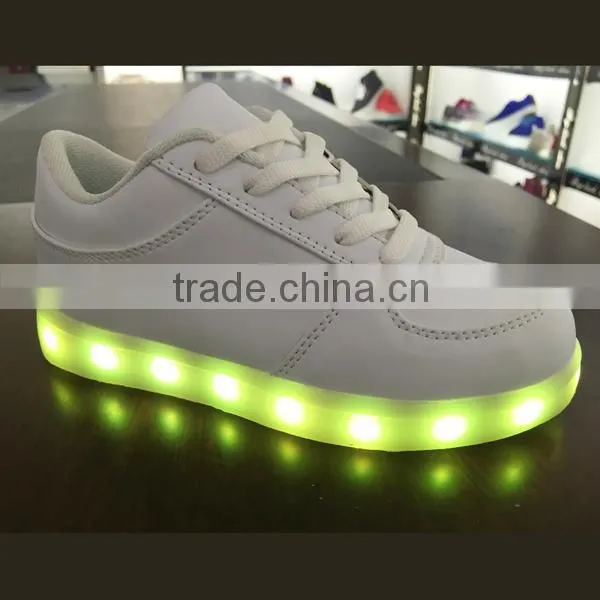 New Design Bluebooth Control Luminous LED Light Shoes for Dancing photo-4