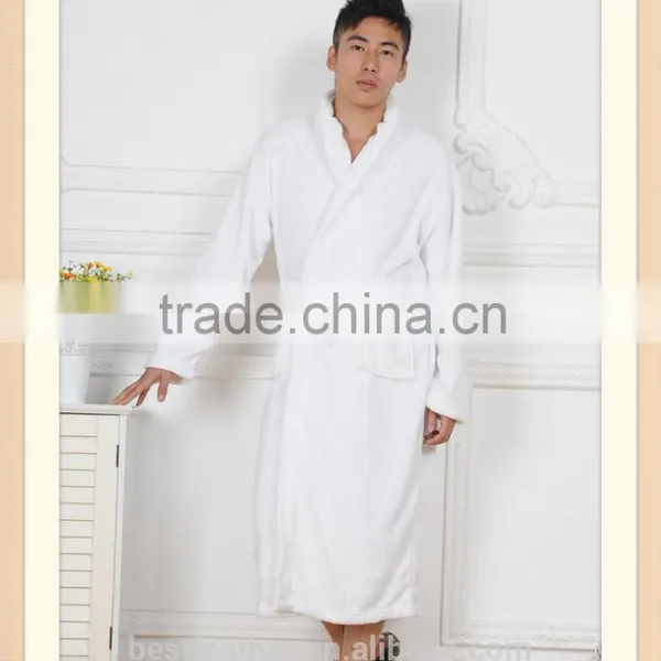 Comfortable 100% Cotton Bathrobe in White
