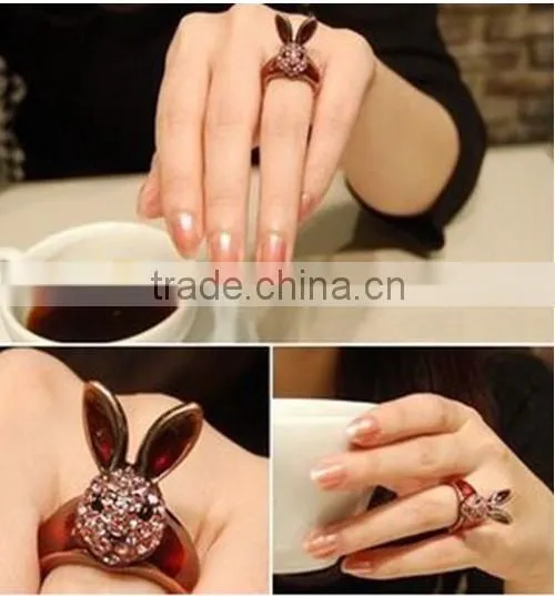 Young Lady Favourite Diamante Wine Red Smart Rubbit Rings photo-4