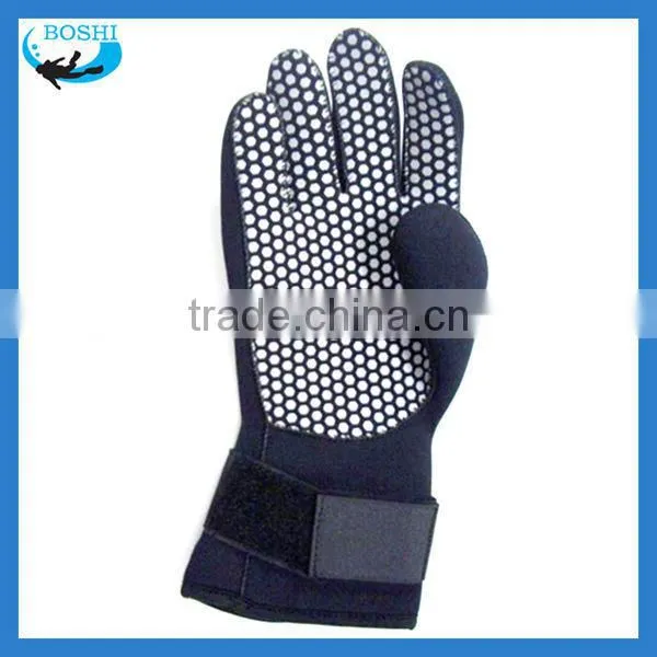 2016 Newstar Winter Neoprene Sport Glove for Outdoor Skiing photo-3