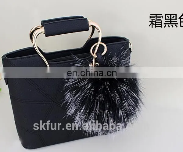 Factory Wholesale 15 cm Fluffy Real Raccoon Fur Pompon Pompom Keychain photo-3