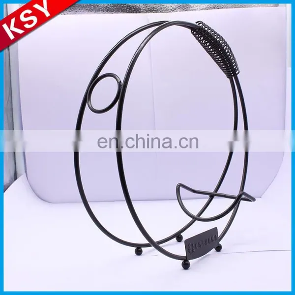 Good Reputation Factory Price Romantic Display Fashion Metal Single Wire Wine Bottles Rack photo-6