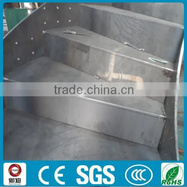 Spiral Design Close Riser Steel Staircase photo-3