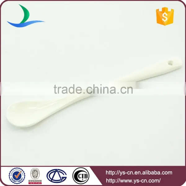 Eco-friendly Wholesale White Ceramic Spoons photo-4