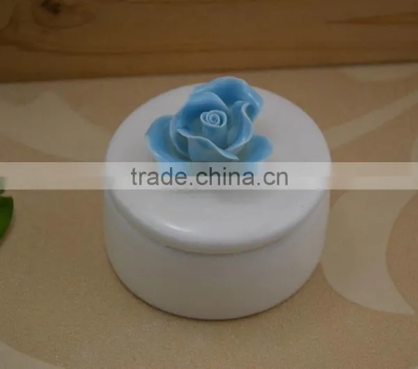 Wholesale Porcelain Jewel Box With Flower Shape Design photo-3