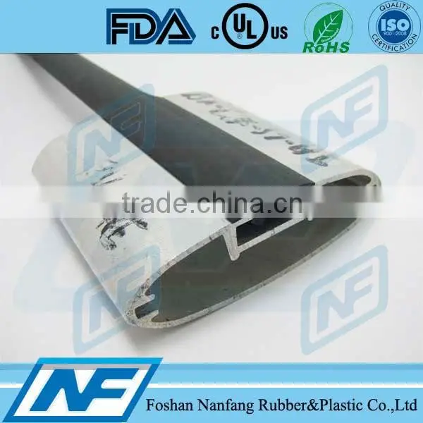 I Shape Black EPDM Door Bottom Seal Rubber photo-3