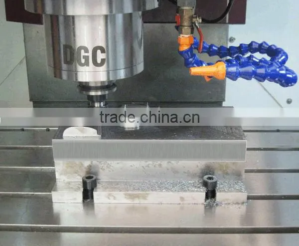 CE Certified Linear Way and Box Way Vertical Machining Center Hot-sale VDL600 photo-2