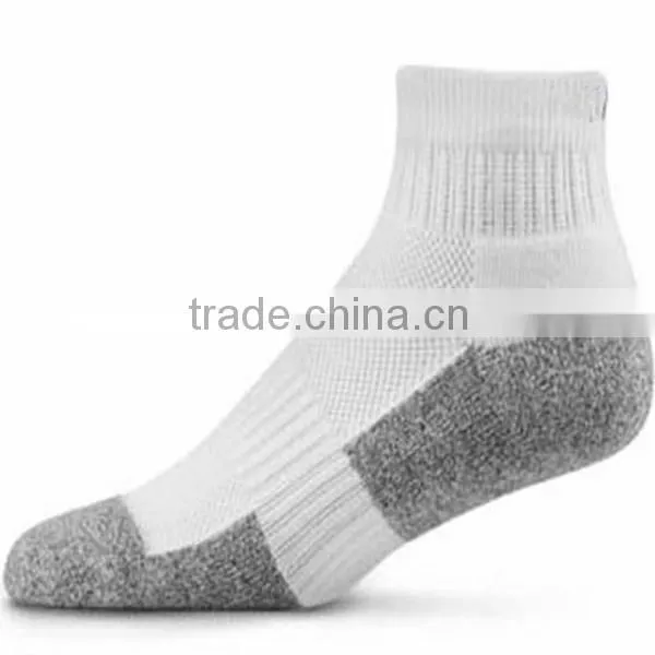 Unisex Black&white Custom Wholesale Diabetic Antibacterial Socks Quality Choice photo-3