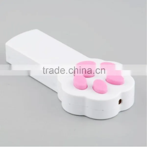 Winod Cat Paw Shape Laser Beam WIN-1923 Patrol Paw Blister Packing Small Laser Pointer photo-6