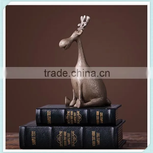 Resin Cute Christmas Deer Statue Christmas Gift photo-3