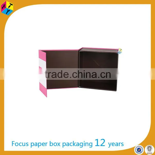 Custom Nice Folding Paper Packaging Purple Hat Boxes photo-4
