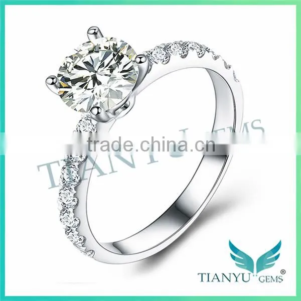 925 Sterling Sliver 9 Hearts & Flower VVS1 E-F Round Cut Moissanite Diamond Wedding Rings Price photo-2