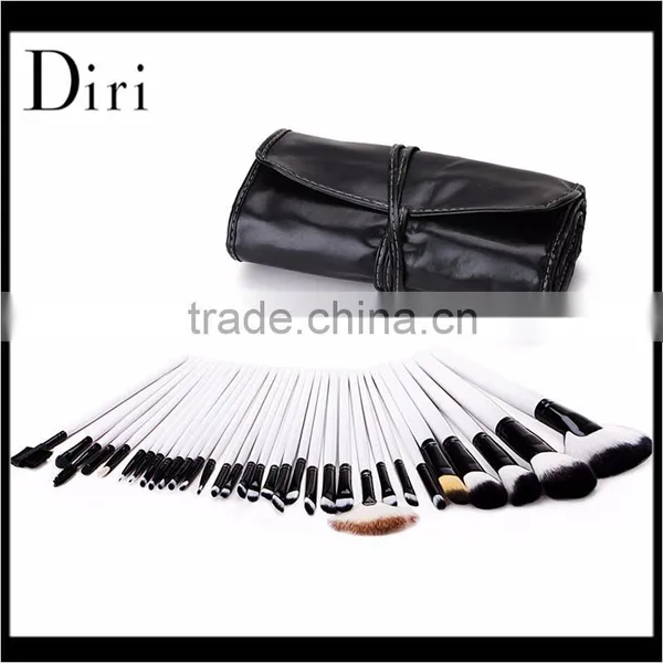 White Handle Smudge Brush Makeup Brush Set 32 Piece photo-2