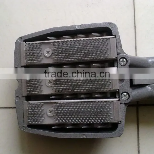 Adjustable Knee Kicker for Carpet Installation photo-2