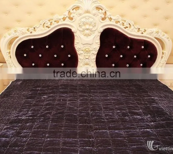 HOT SALE!!!!! HAND EMBROIDERED BLANKET WITH PILLOW CASES photo-5