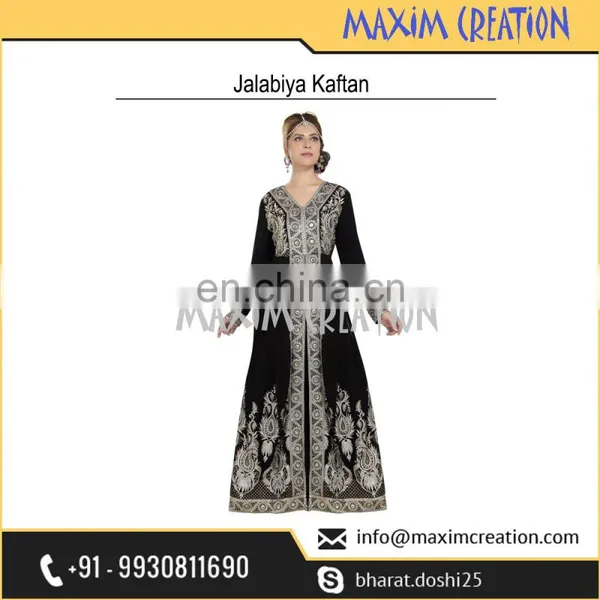 Oriental Robe Dress For Arabian Women's With Unique Embroidery Design 6364 photo-4