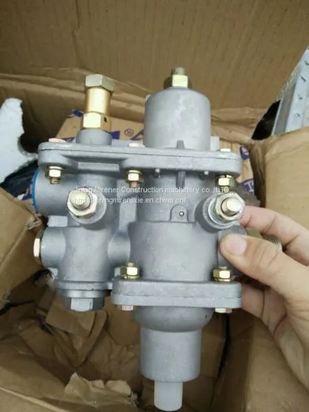 WA380-6 Radiator Assy 423-03-41110 Komatsu WA380-6 Water Radiator Assy photo-3