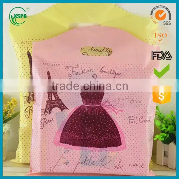 Customized Printing Handle Die Cut Plastic pe Shopping Bag photo-3