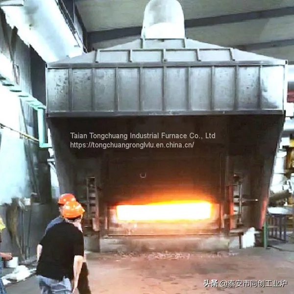 Rectangular melting furnace, 7 ton rectangular aluminum melting furnace,  without slag scavenging and refining dead corners,  easy to operate