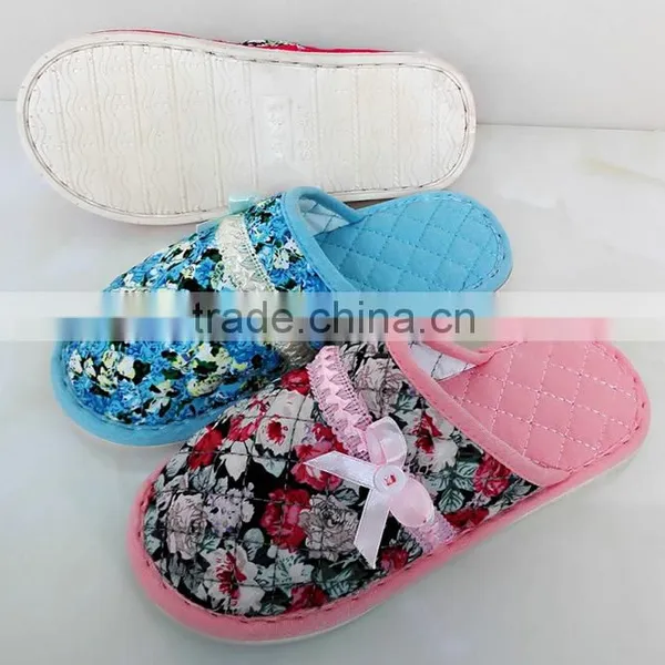 2015 Latest Fancy Girls Flower Slippers Indoor Beautiful Slippers Fashion Cotton Slippers Wholesale photo-2