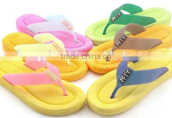 2015 Newest Pvc Vertical Injection Molding Machine Flip Flop Strap Mold photo-5