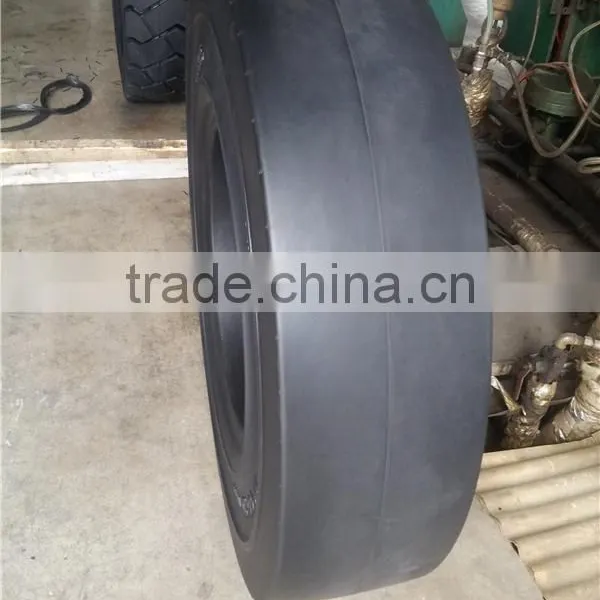 Hydraulic Container Load Solid Tyre for Truck Trailer Used in Stations Docks Tire 1000-20 photo-6