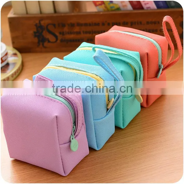 Q1098 Cute Cartoon Fashion Plastic Coin Bag photo-2