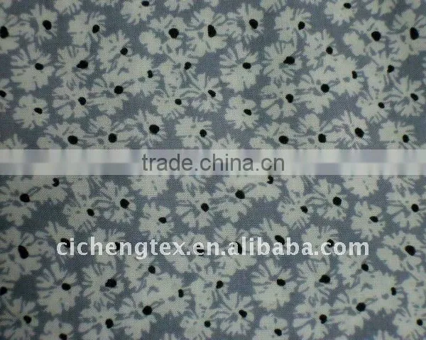 100%rayon/viscose Small Floral Print Rayon Challis
