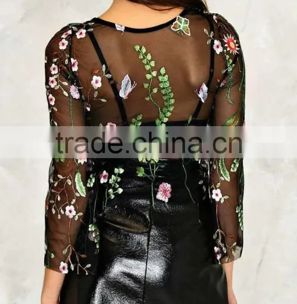 Runwaylover 107 Ladies 2017 Summer Lace Embroidery Transparent Blouse photo-3