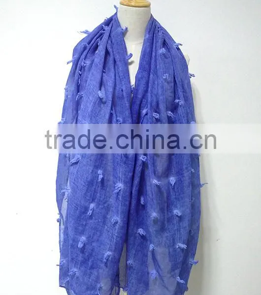 New Fashion Custom Cutting Pattern Plain Dyed Linon Viscose Hijab Scarf in Stock photo-4