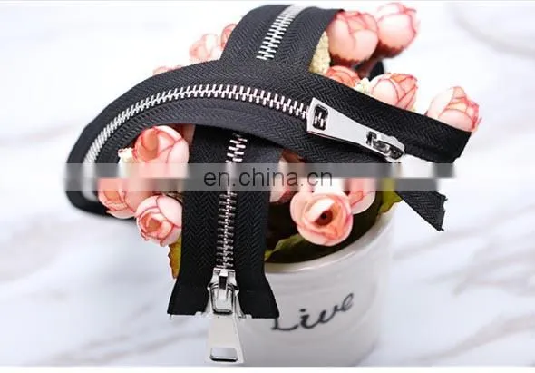 Black and White Double -ended Light Gold and White Gold Silver Metal Zipper photo-6