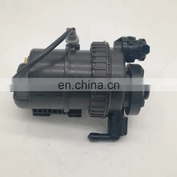 Hot Sale High Quality Wholesale Automotive Parts Fuel Filter OEM 23300-0L041 for HILUX photo-3