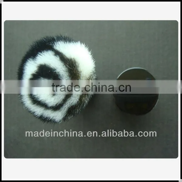 Colorful Powder Brush Retractable Cosmetic Pump Powder Brush