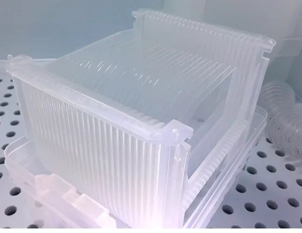 200mm 8inch Al2O3 Sapphire Optical Windows , Silicon Substrate SSP DSP 1.0mm C – Axis photo-3