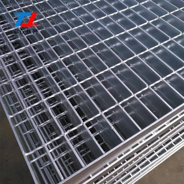 Hot-dip Galvanized Steel Grating, Special-shaped Platform Steel Grating Treads, 605/30/100 Heavy-duty Gully Covers photo-5