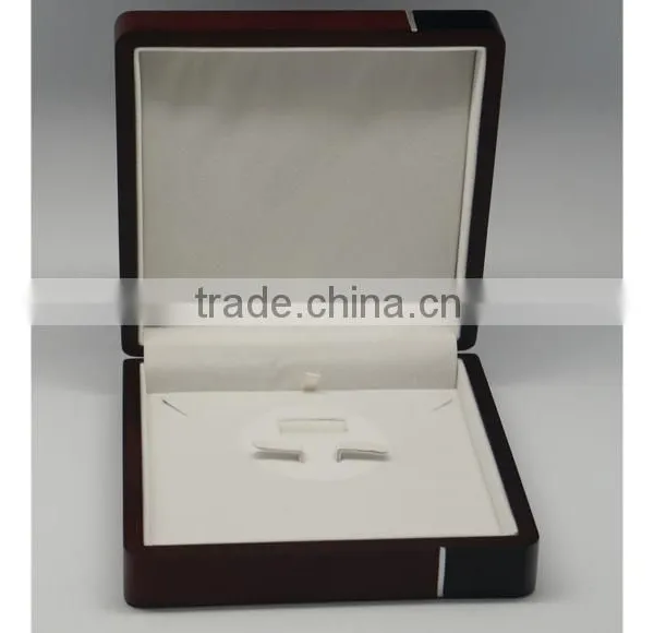 Fashion High End Logo Print Wooden Gift Boxes Wooden Jewelry Boxes for Unique Jewelry Packaging photo-2