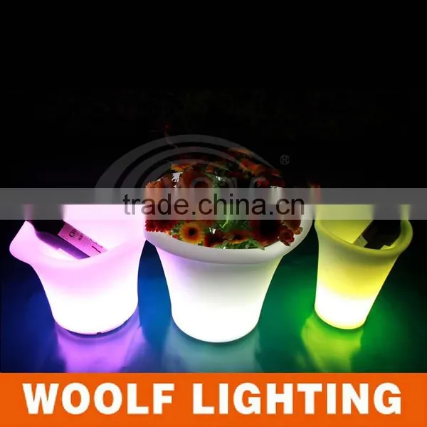 Plastic Outdoor Garden Decor Rechargeable LED Ice Bucket photo-2