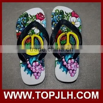 2017 Innovative Wedding Brides Flip Flops With Custom Printing photo-4