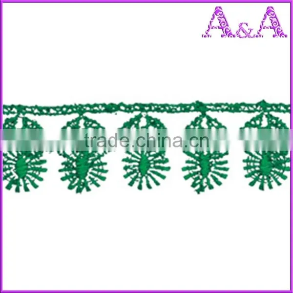 the Lastest Fashion White Color Embroidered Flower Chemical Lace photo-5