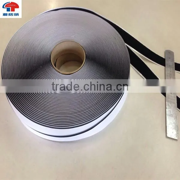 Low Price 25mm Black Self-adhesive Hook and Loop Tape photo-4